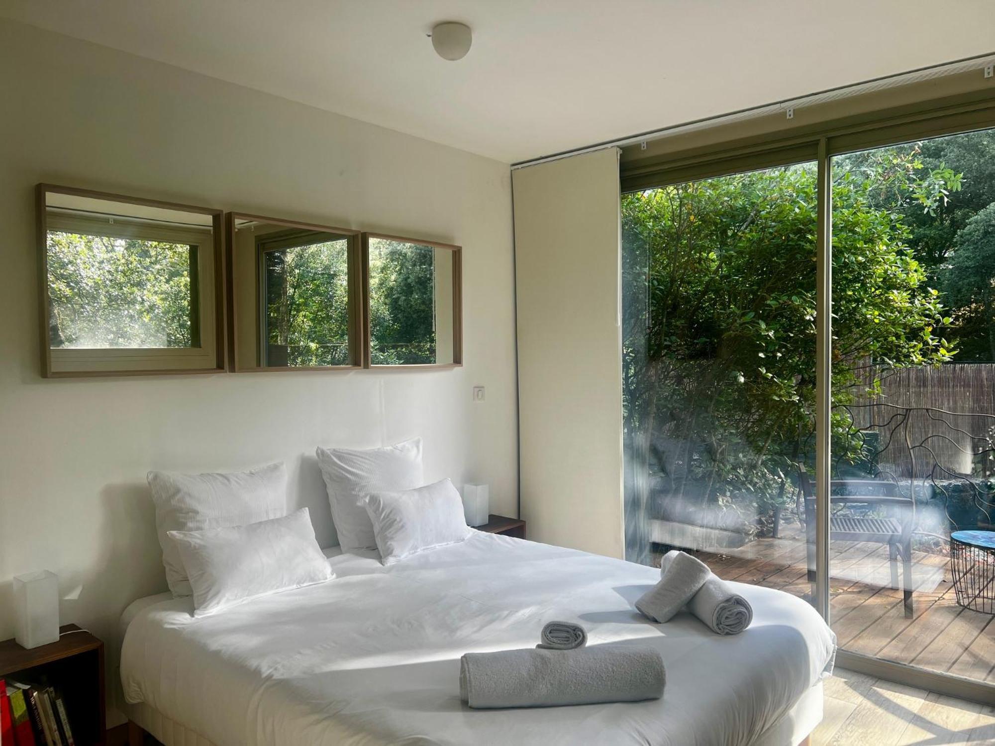 La Canopee Private Ecolodges Nîmes Extérieur photo