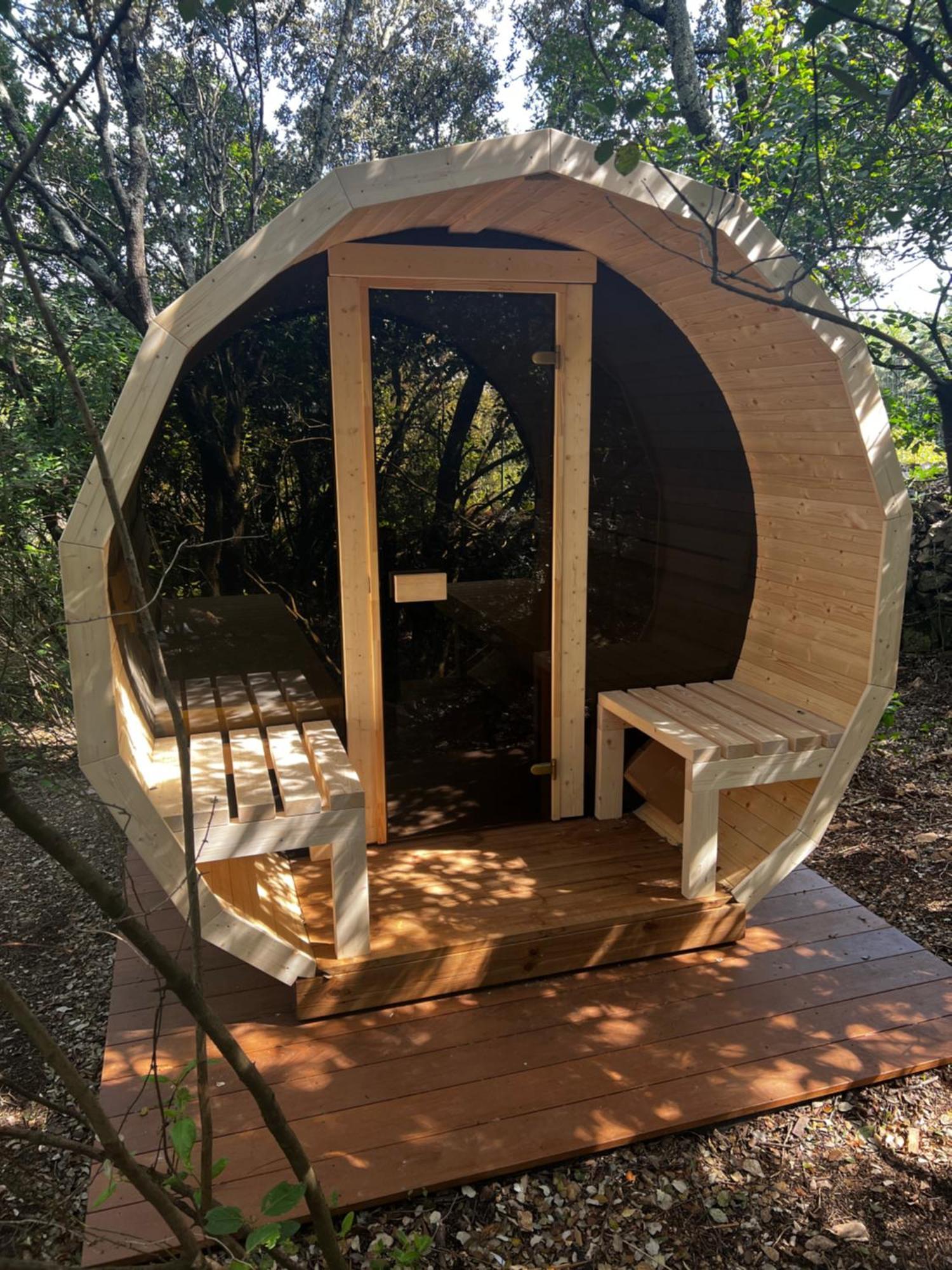 La Canopee Private Ecolodges Nîmes Extérieur photo